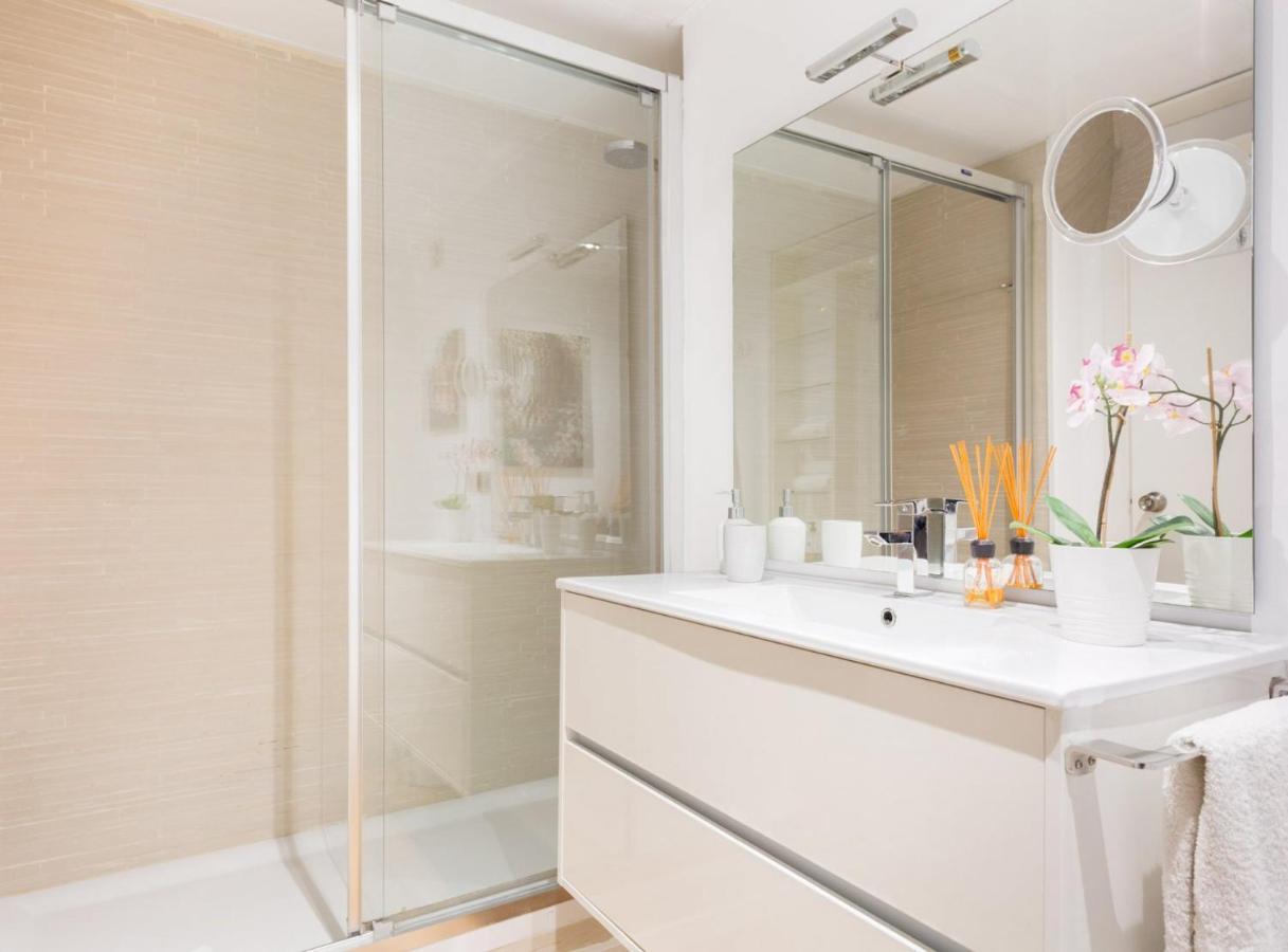 Sitges Pool & Sea Terrace Luxury, Comfort, Unbeatable Location Buitenkant foto